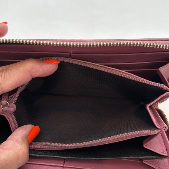 Gucci GG Authentic Pre Owned Pink & Brown Canvas Sukey Zip around long Wallet. - Picture 11 of 15